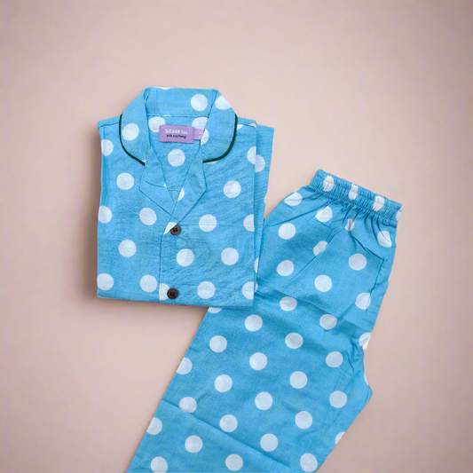 Blue polka